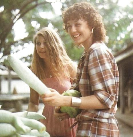 25P CLASSIC LESBIANS - SHERRY-DONNA