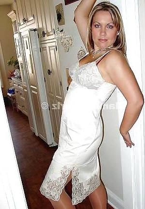 20P Women in silky slips