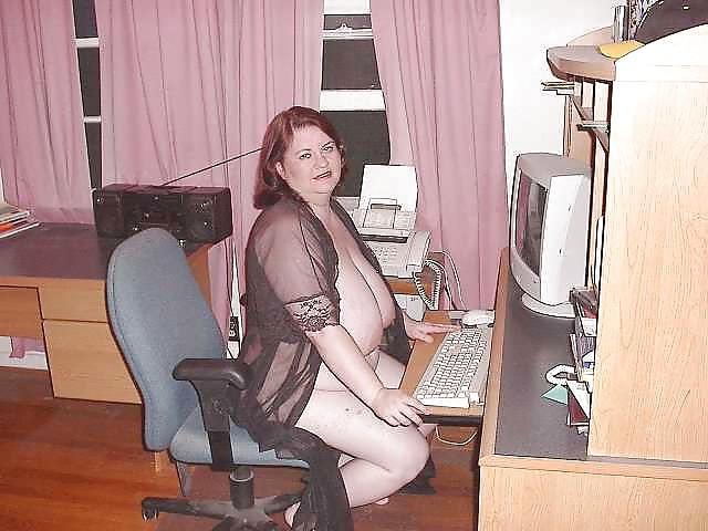 25P Big Tit BBW Wife