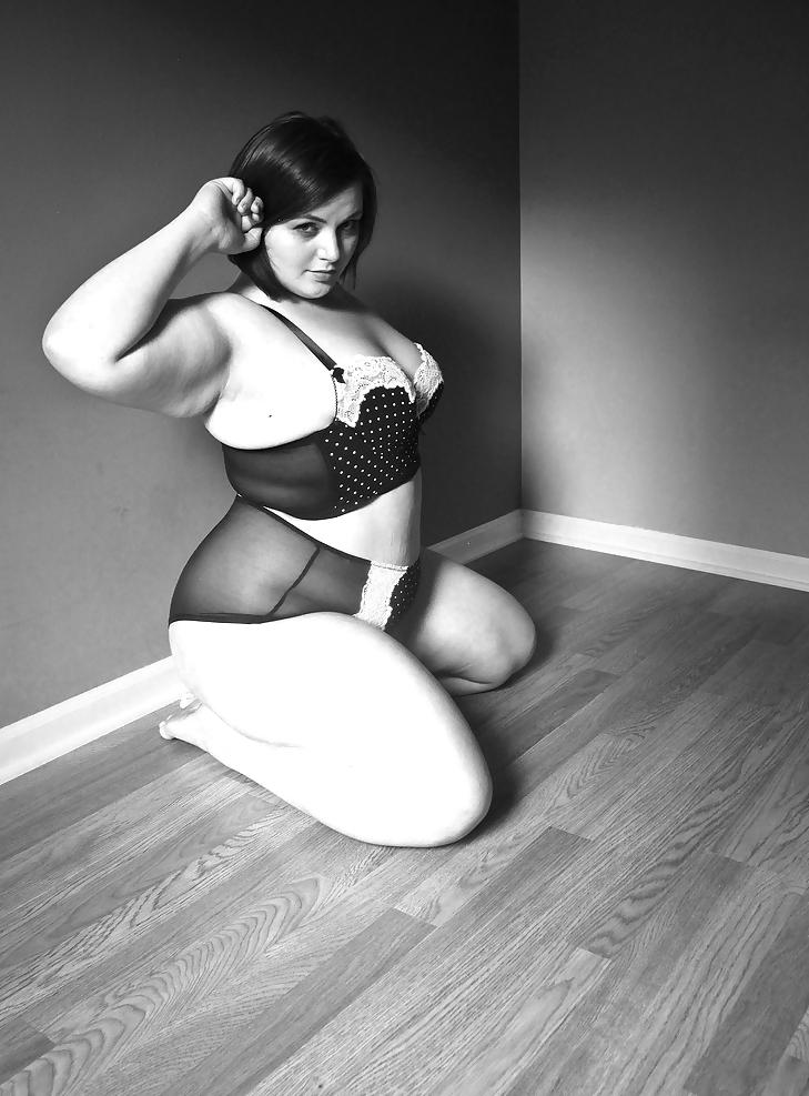 25P B&W bbw's ssbbw's