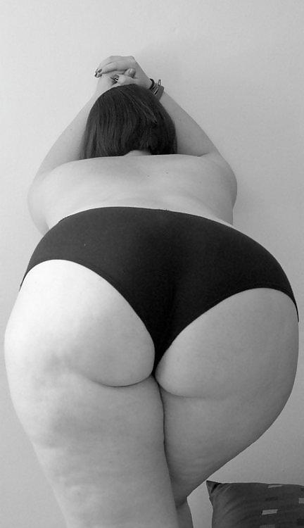 25P B&W bbw's ssbbw's