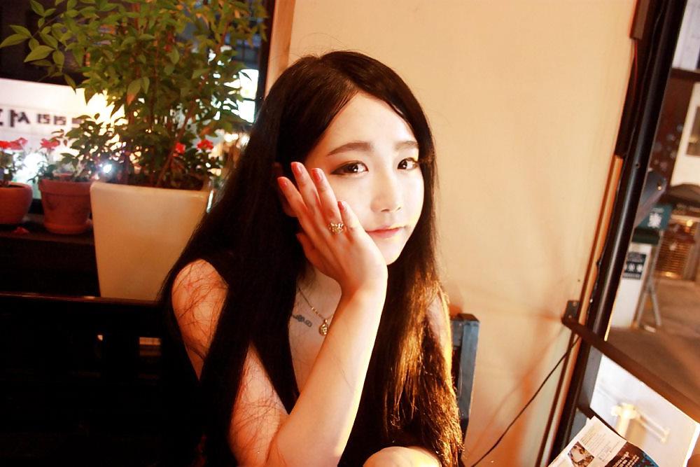11P Korean teens