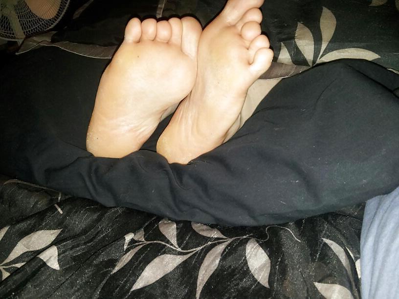 25P Tonya Feet Tits Ass