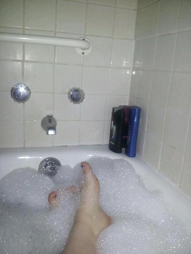 25P Tonya Feet Tits Ass