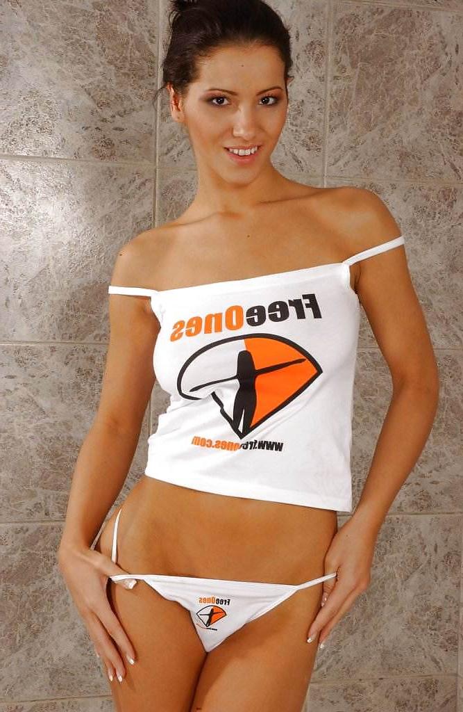 18P T-SHIRT BABE - ANGEL DARK