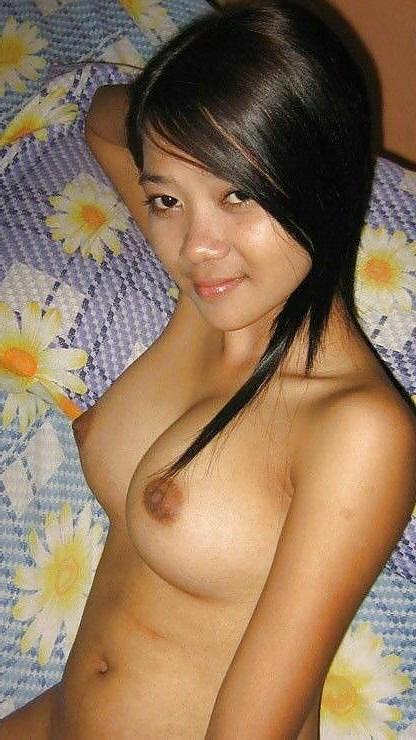 14P The Beauty of Amateur Asian Teen with Nice Tits