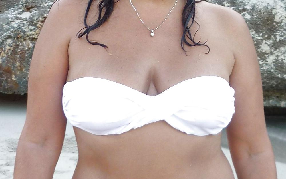 25P My sister's-in-law boobs and cleavage