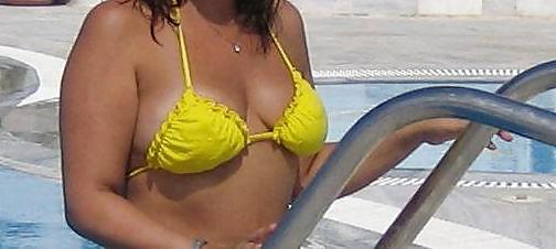 25P My sister's-in-law boobs and cleavage