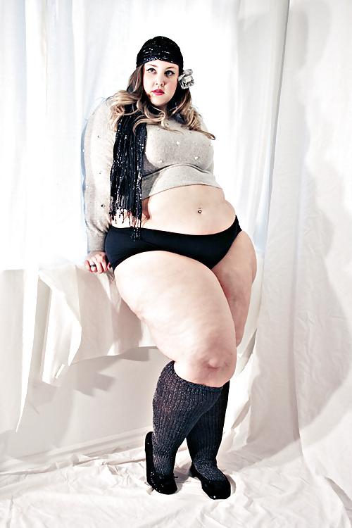 13P The Amazing BBW Plump Princess!