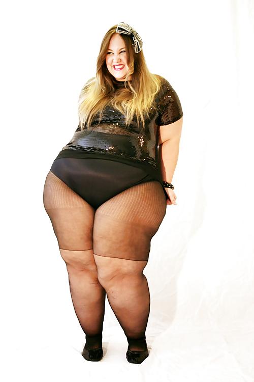 13P The Amazing BBW Plump Princess!