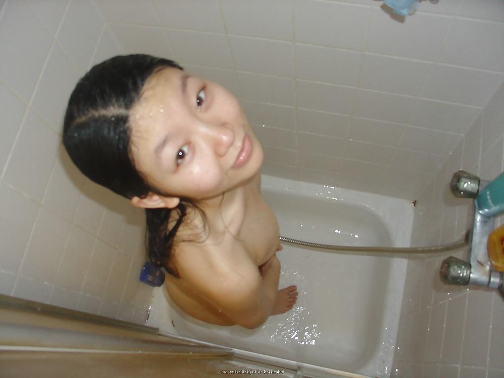25P Asian Milf..