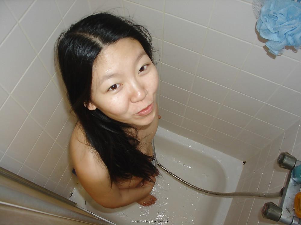 25P Asian Milf..