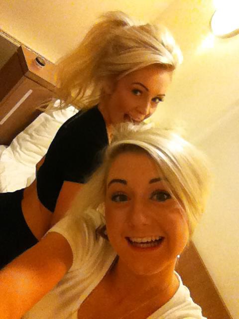 25P Hot British teens