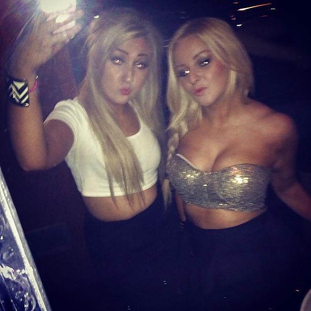 25P Hot British teens
