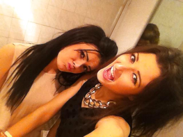 25P Hot British teens