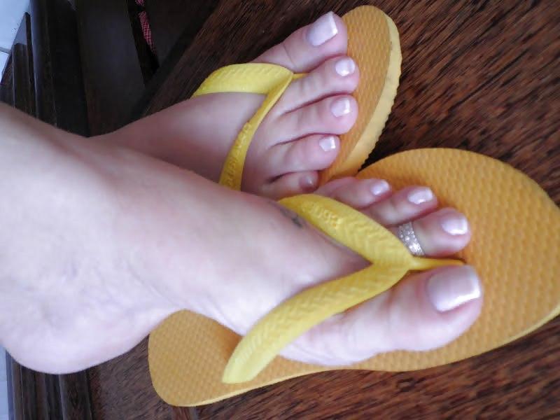16P Sexy feet 3