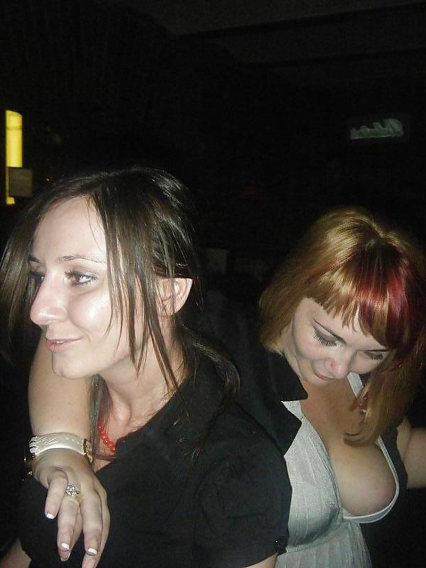 24P Downblouse - Cleavage 4
