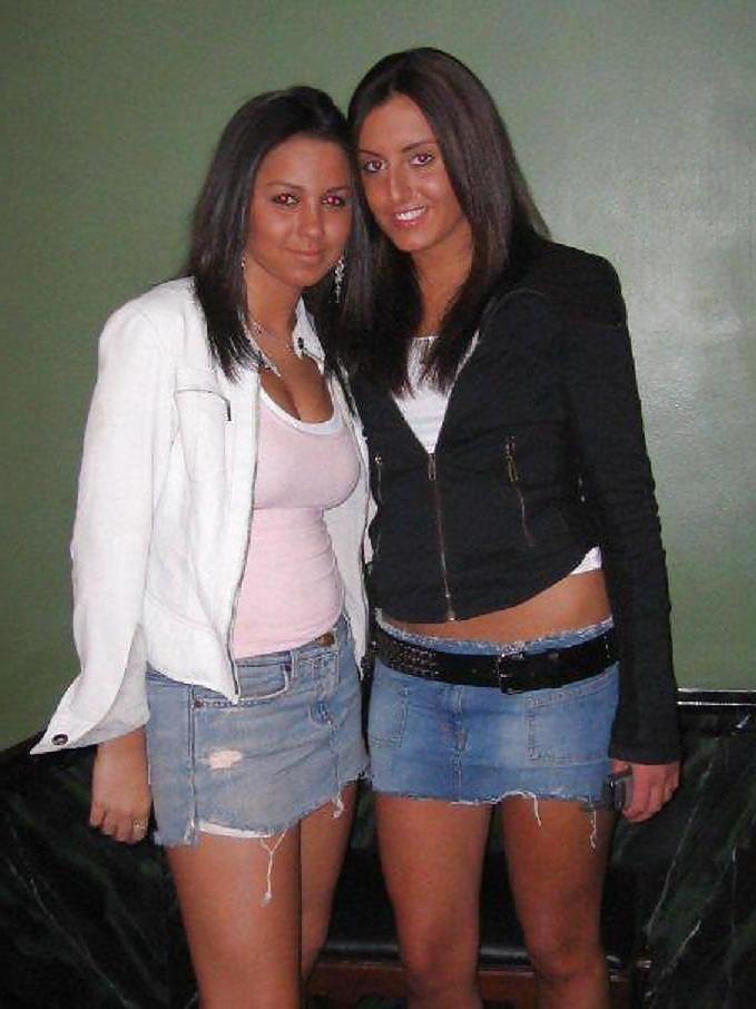 8P Turkish girl: Buse