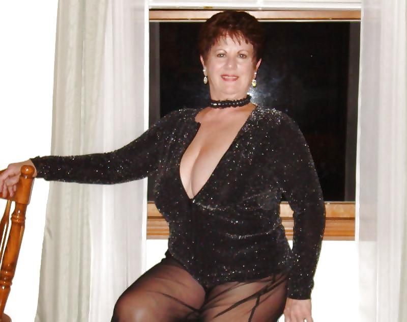21P SEXY & SENSUAL BBW's-(GROWN & SEXY-I I I)