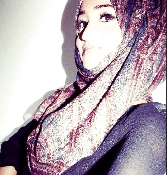 25P Sayeda Alam Hijabi Whore