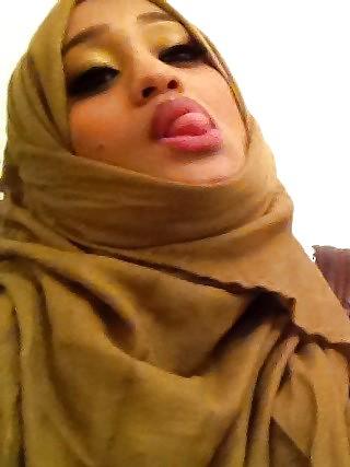 25P Sayeda Alam Hijabi Whore