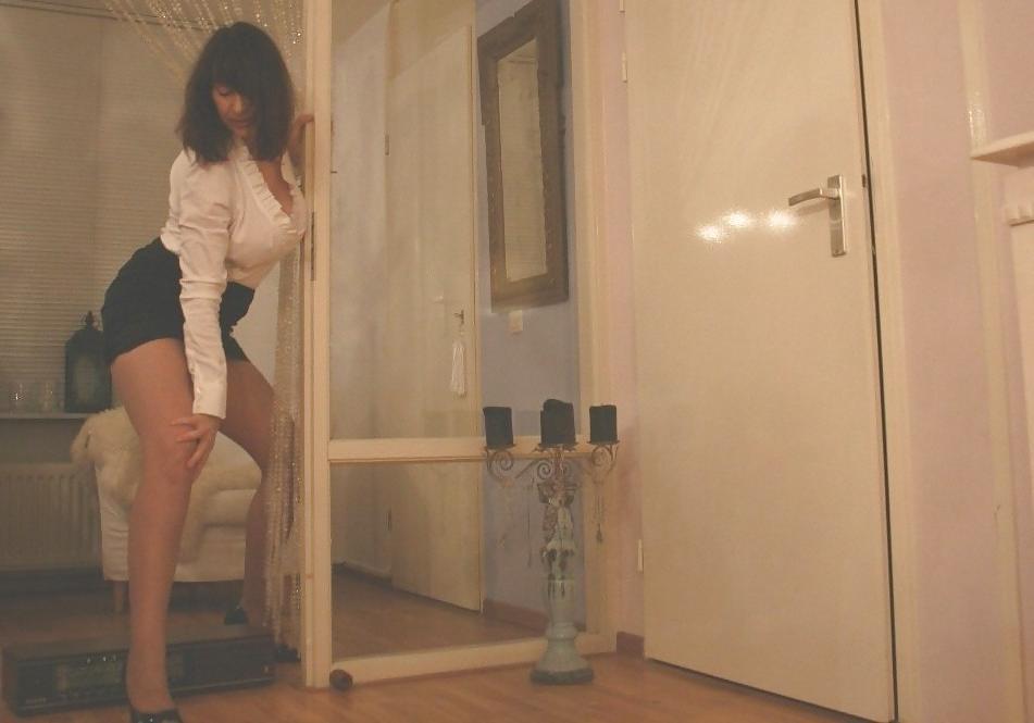 18P Dancing with Myself