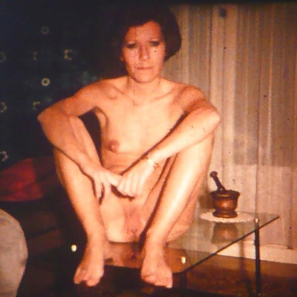 13P Classic Mature Housewife