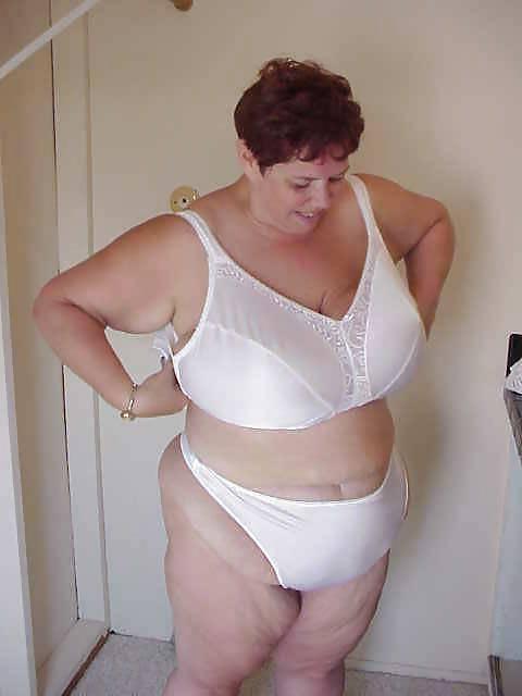 20P Mature-BBW-Ladies 285