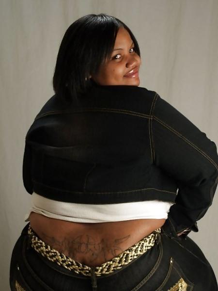 9P A NICE THICK & JUICY BBW.