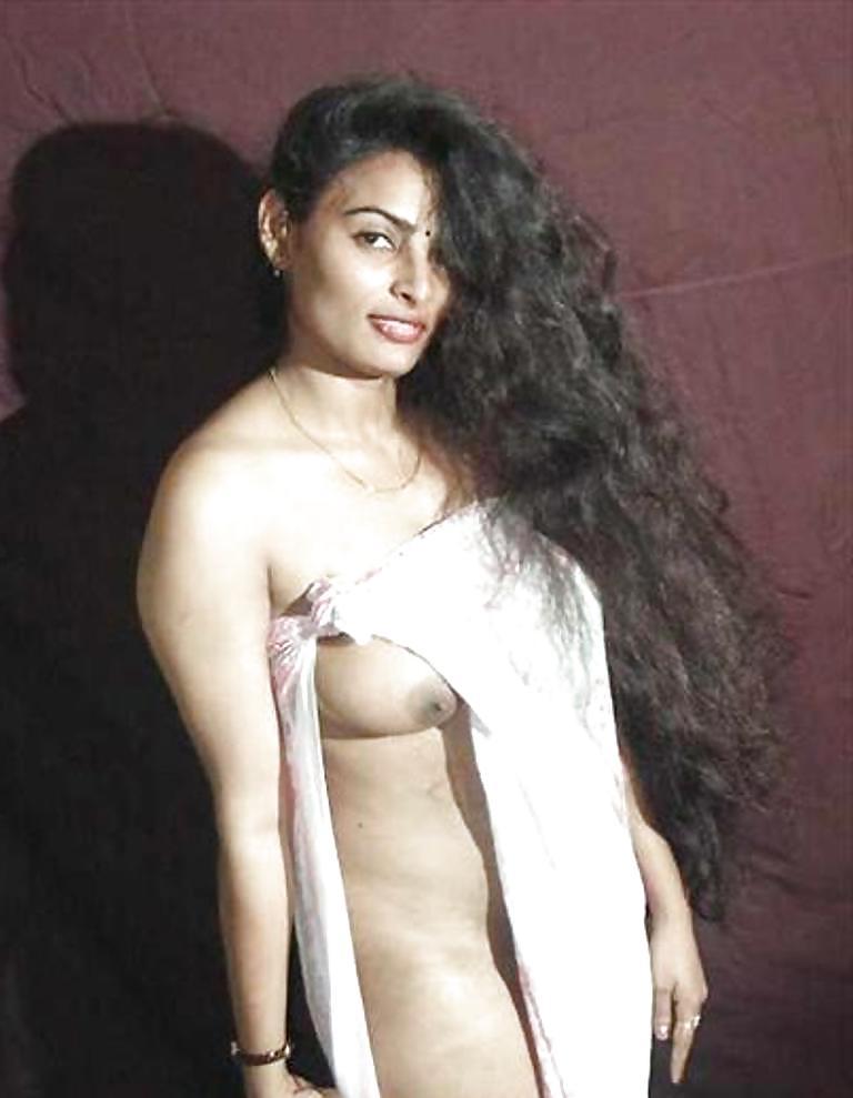 25P The Beauty of Indian MILF & BBW