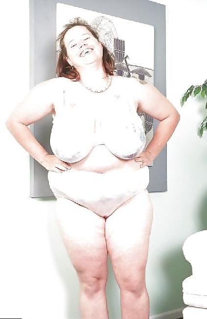 25P Grannies BBW Matures #3