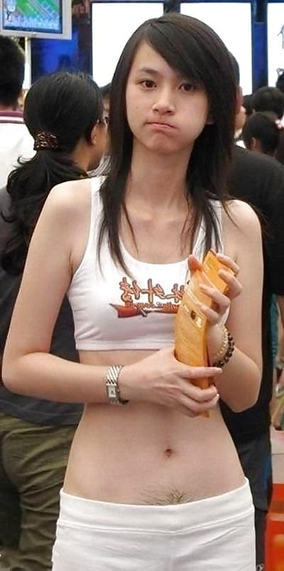12P Asian ladies showing off their pubic hair