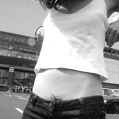 12P Asian ladies showing off their pubic hair