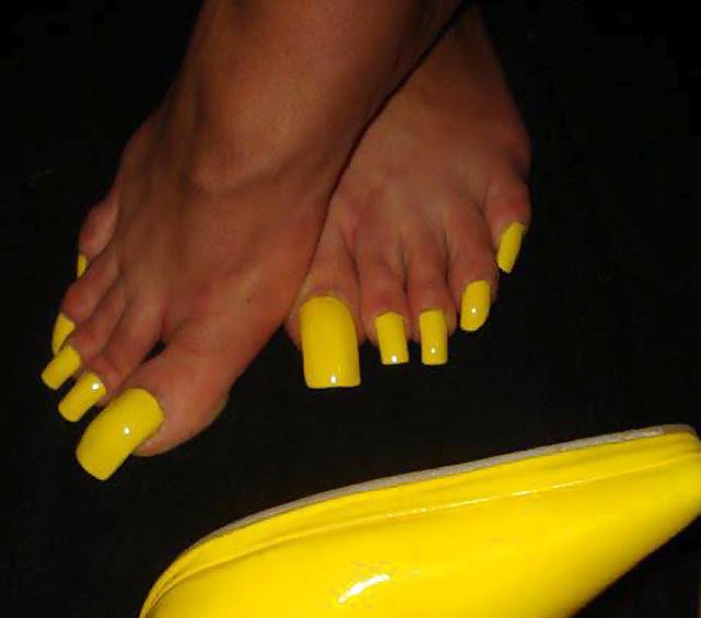 25P Fetish long nails slut