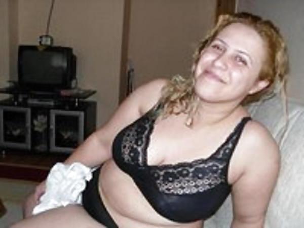 23P Turkish Arab milfs: Nadia Osman
