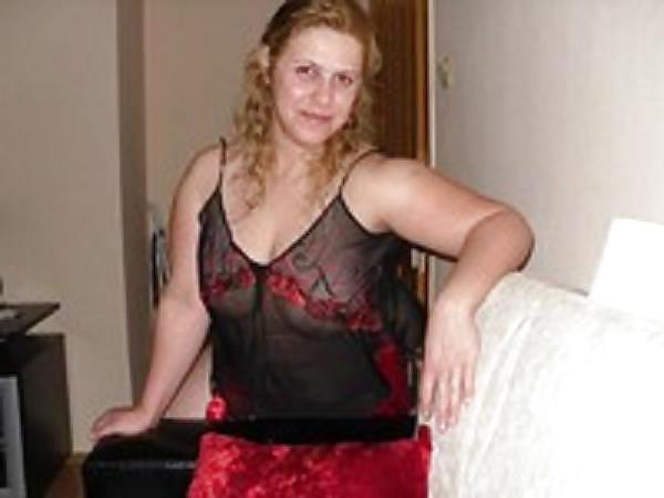 23P Turkish Arab milfs: Nadia Osman
