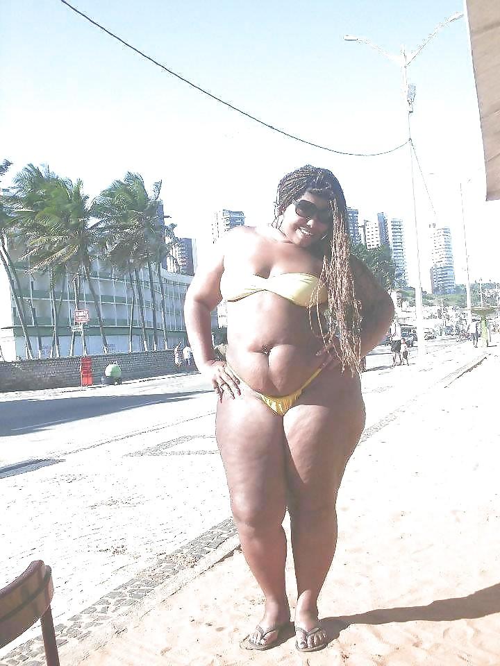 25P More BBW babes bursting out of bikinis