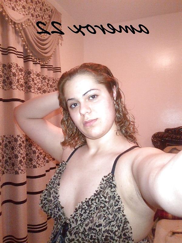 8P Arab hijab take a shower