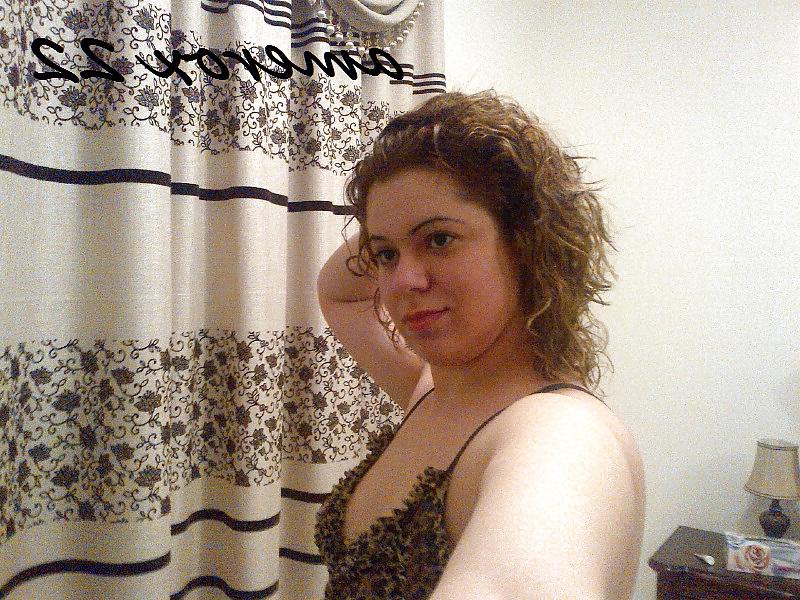8P Arab hijab take a shower