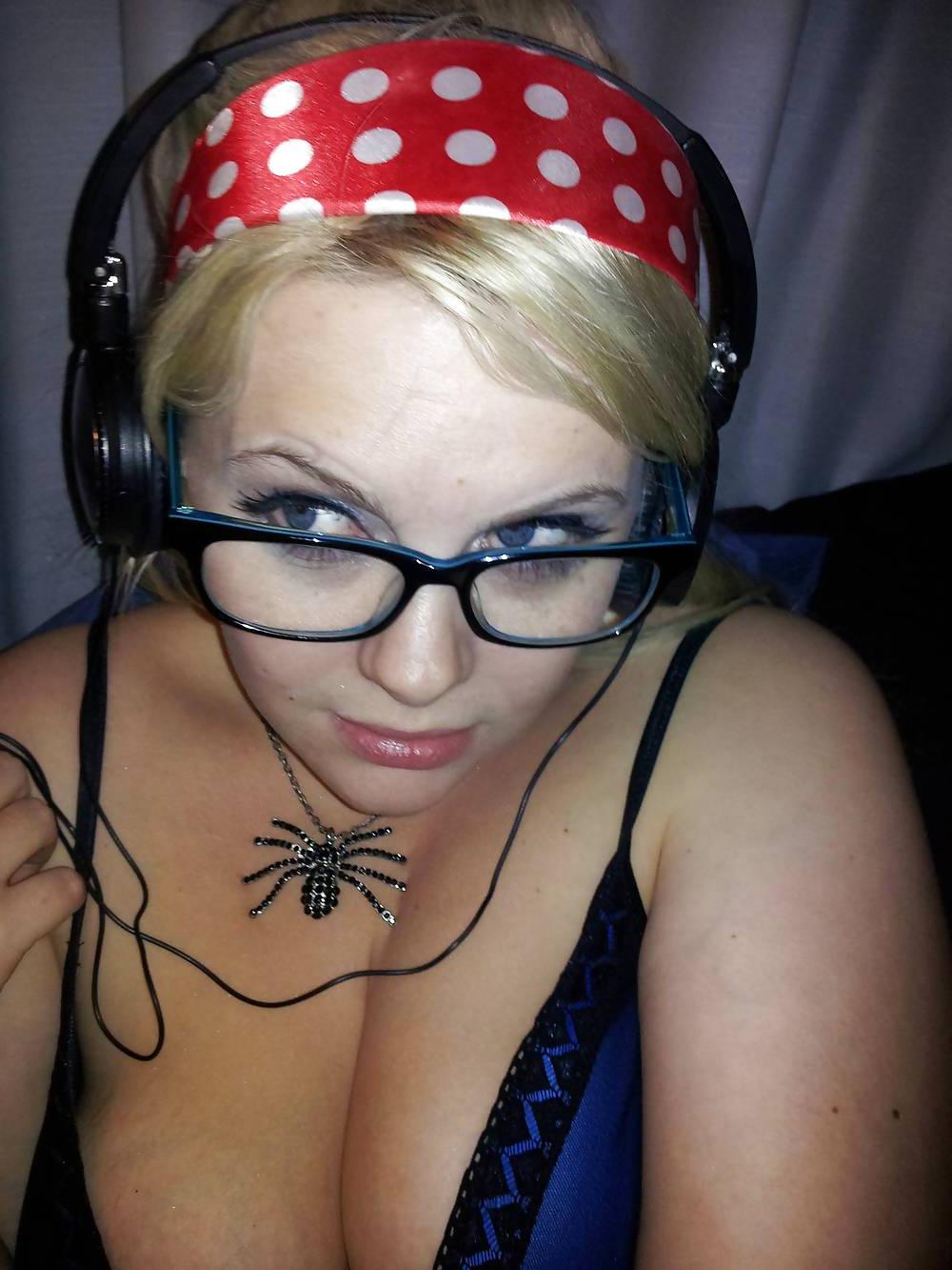 7P Blonde BBW Amateur - Spider 