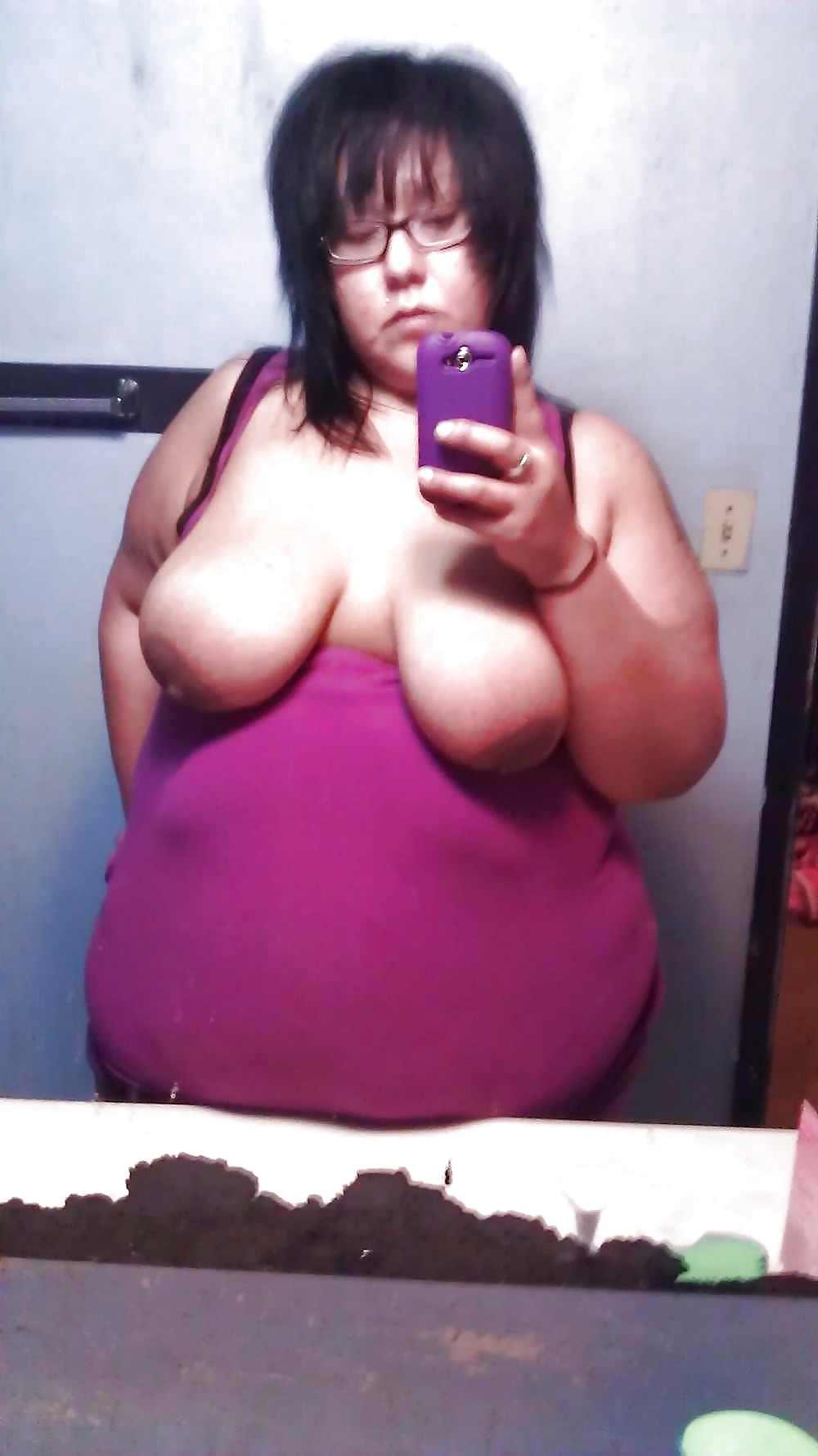 13P FAT ASIAN WHORE WITH BIG HANGERS