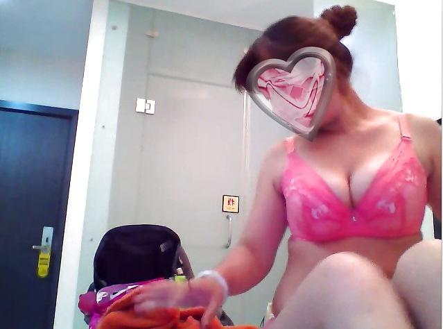 25P Busty Asian Mature 3