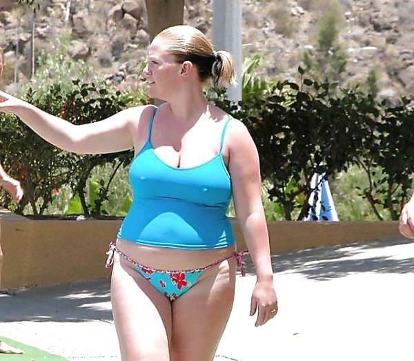 25P BBW Bikini Pics