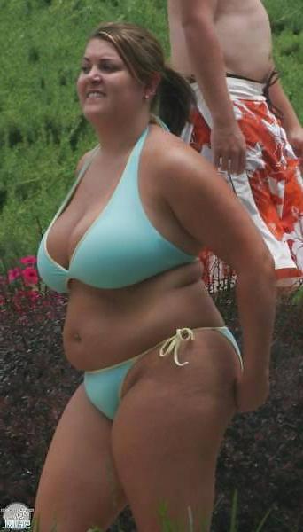 25P BBW Bikini Pics