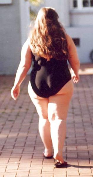25P BBW Bikini Pics