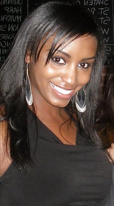 24P Alicia - 23yo black slut from Cali