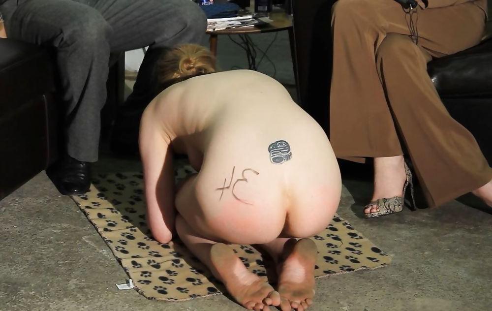 23P Licking the feet and shoes 
