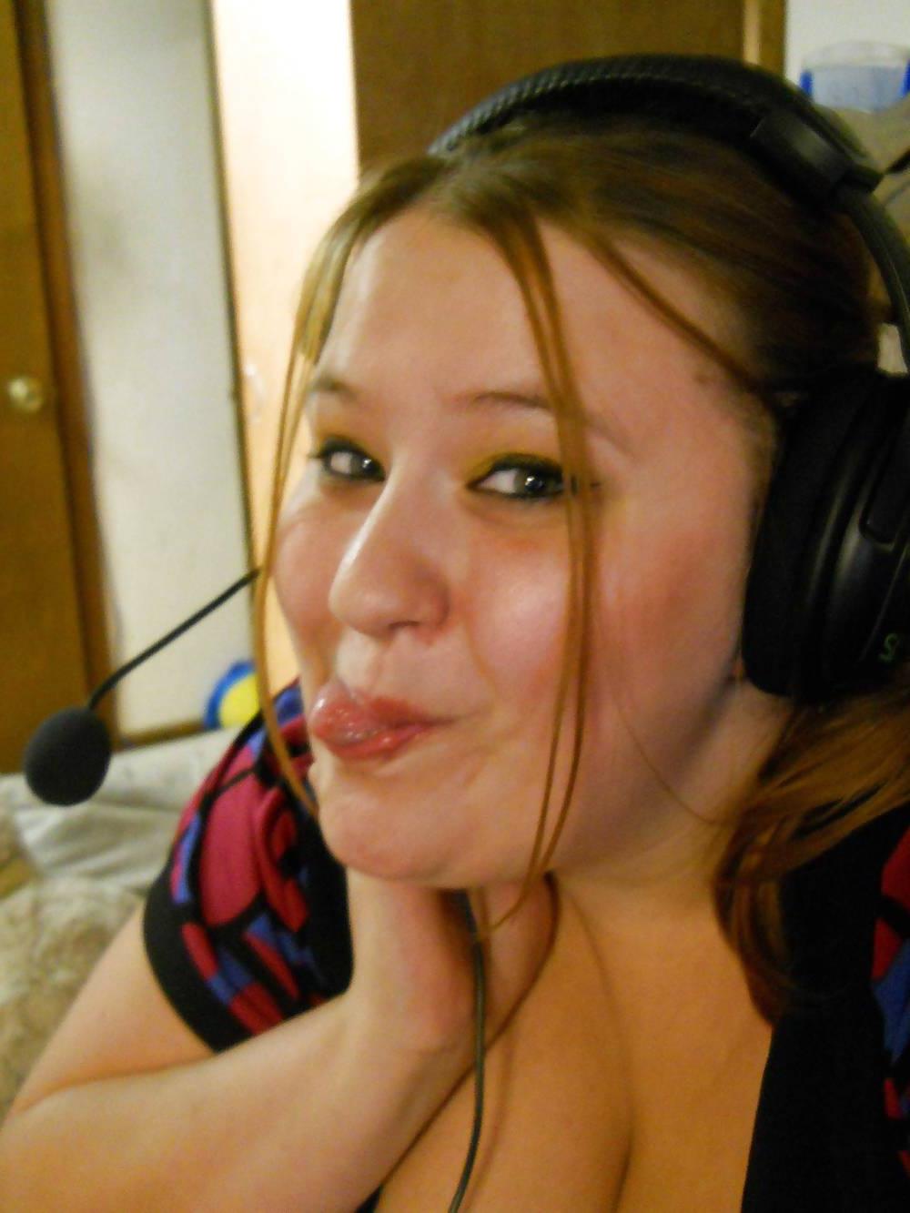 25P BBW Teen - Shower Time!