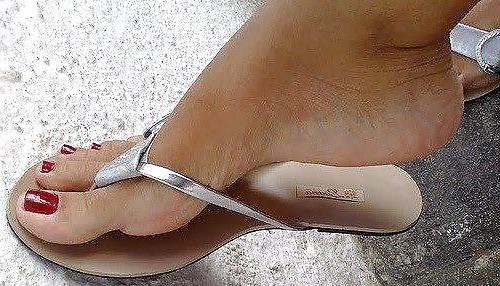 25P Face Book Feet # 2 Black and white