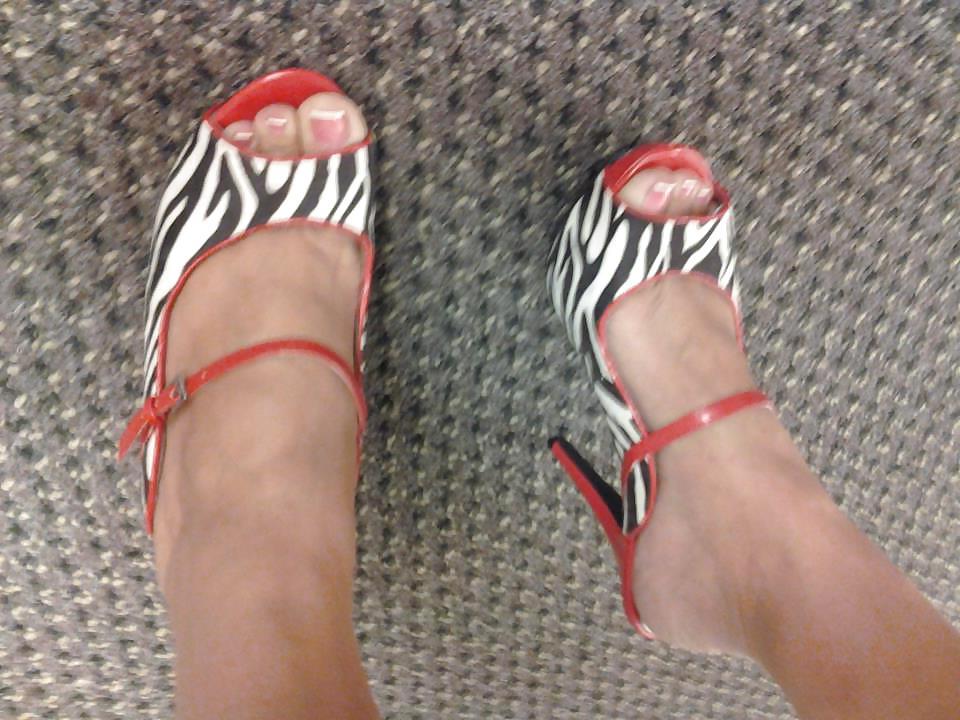 25P Face Book Feet # 2 Black and white